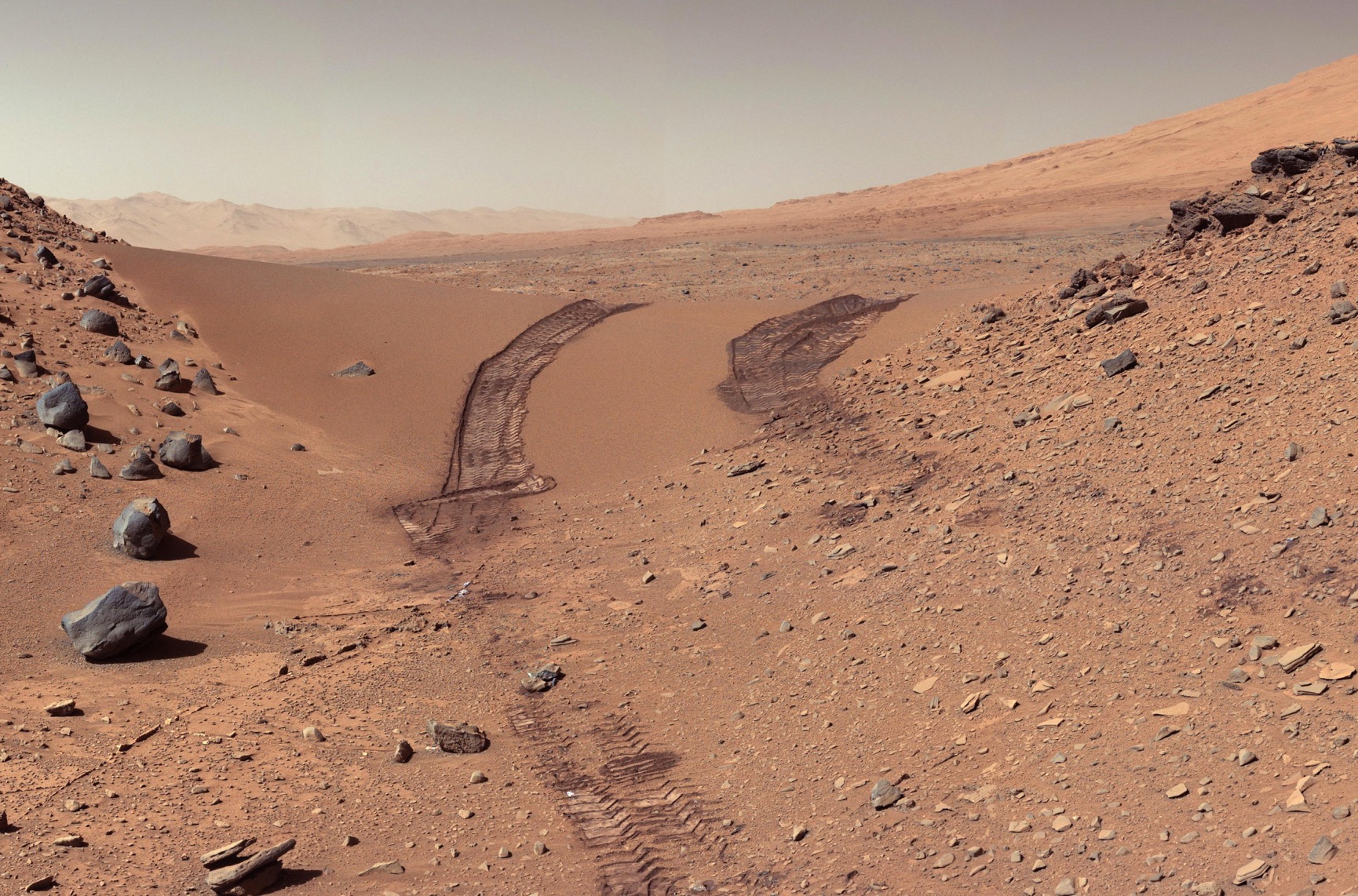 Unik copenhagen Mars background.jpg
